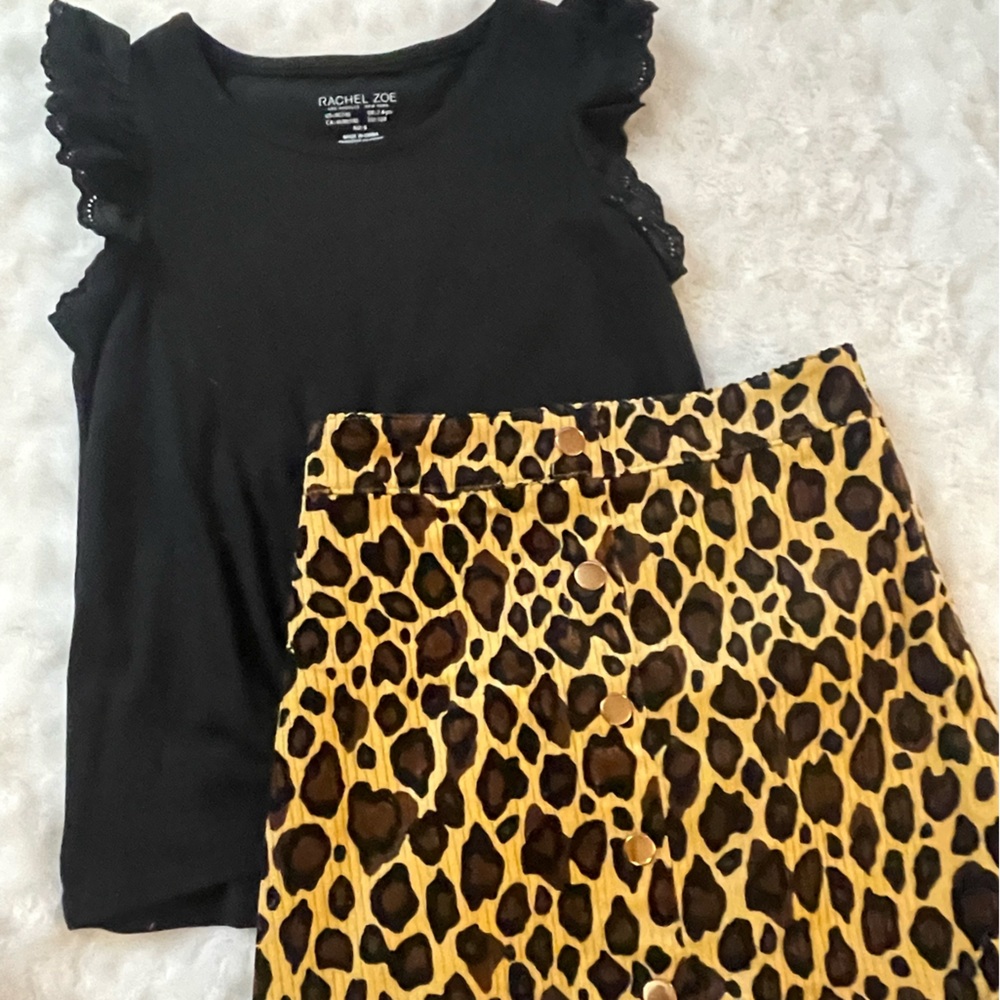 Girls leopard skirt outfit
